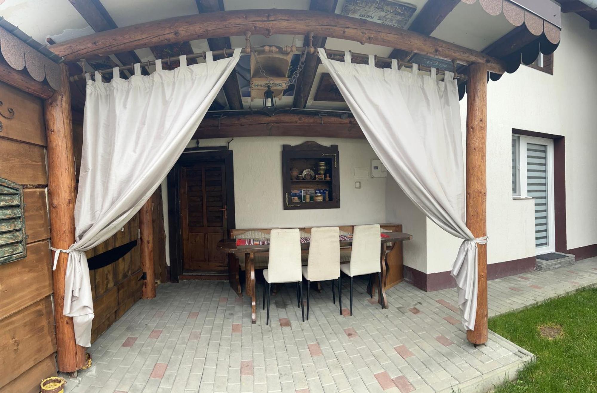 Like Home Rîşnov Luaran gambar