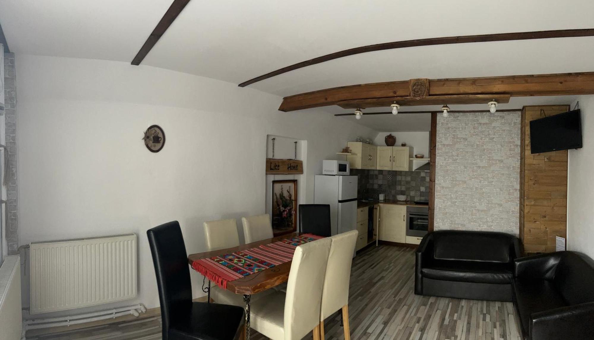 Like Home Rîşnov Luaran gambar